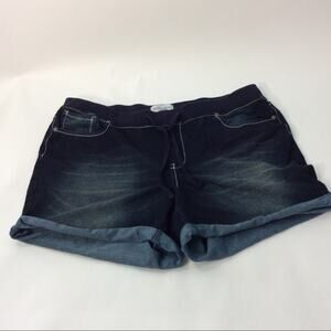 Revolt Shorts 18W Dark Wash Whiskered